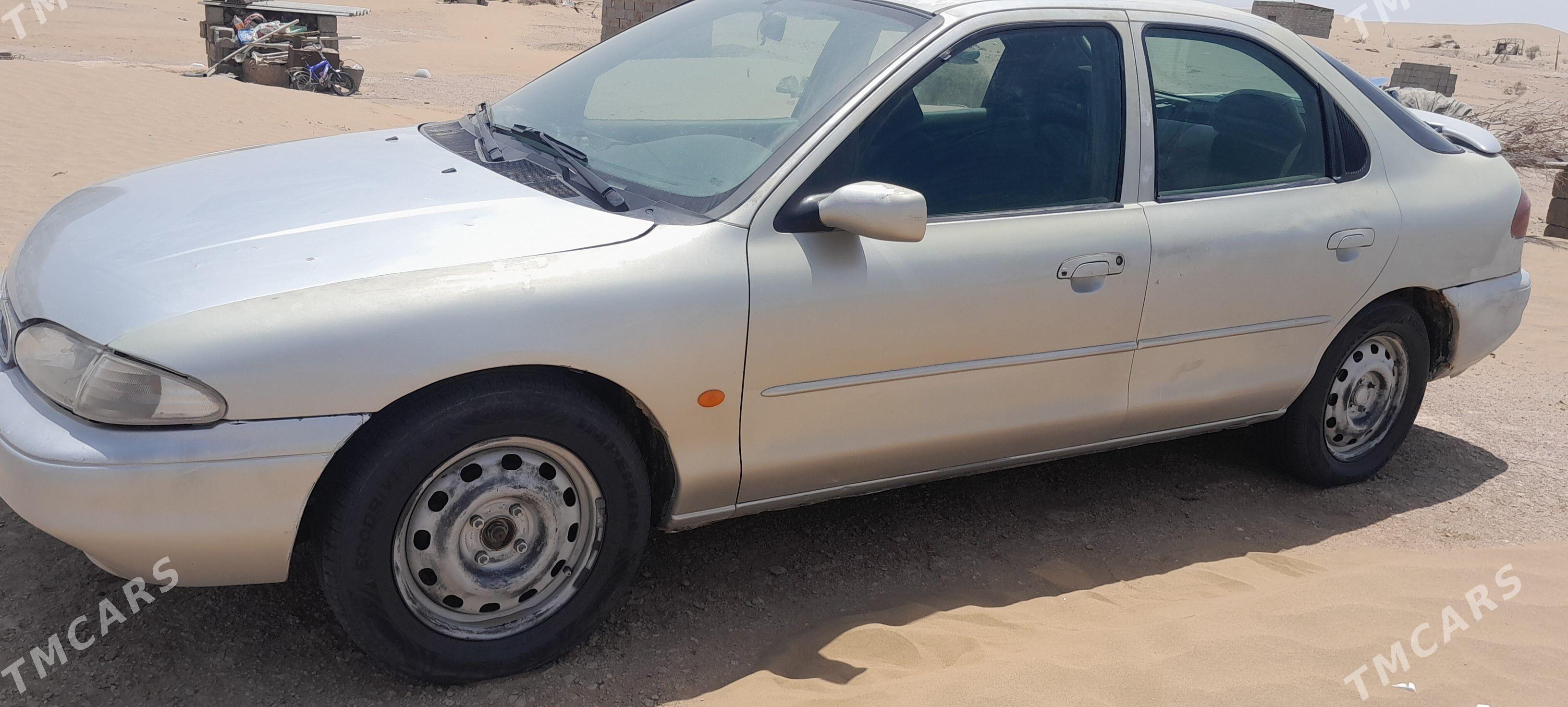 Ford Mondeo 1998 - 15 000 TMT - Ak bugdaý etraby - img 1