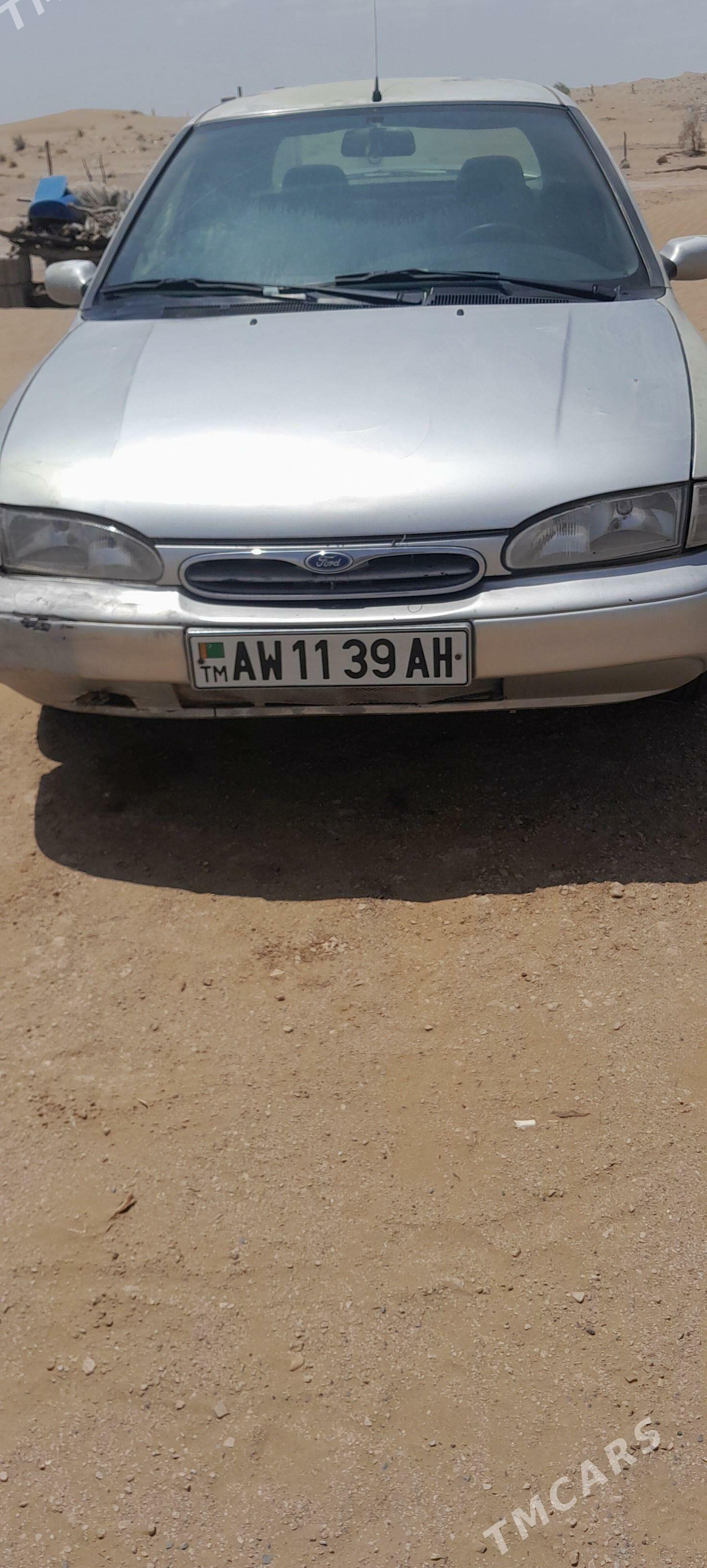 Ford Mondeo 1998 - 15 000 TMT - Ak bugdaý etraby - img 4