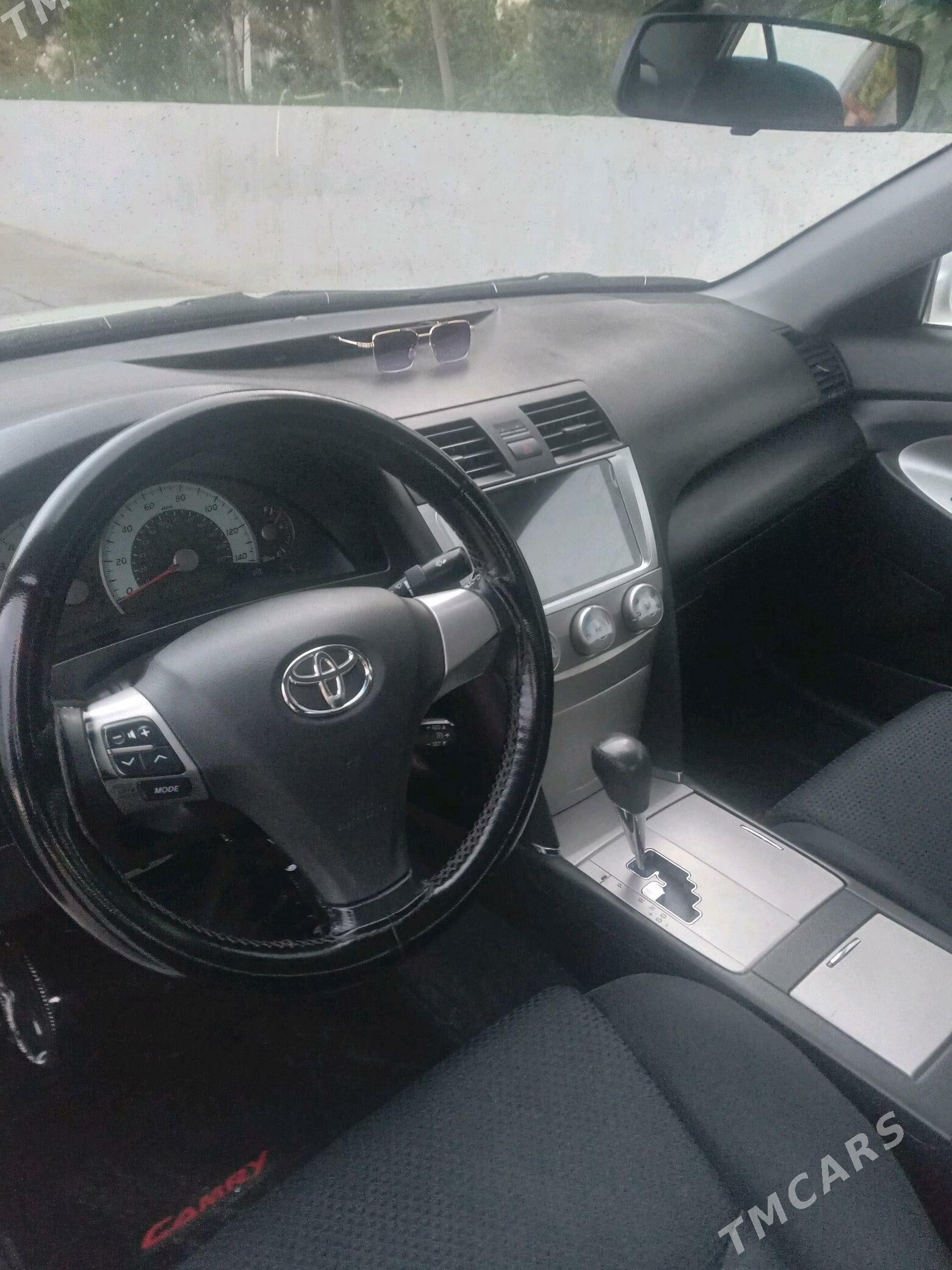 Toyota Camry 2010 - 250 000 TMT - Ruhabat (90-njy razýezd) - img 4