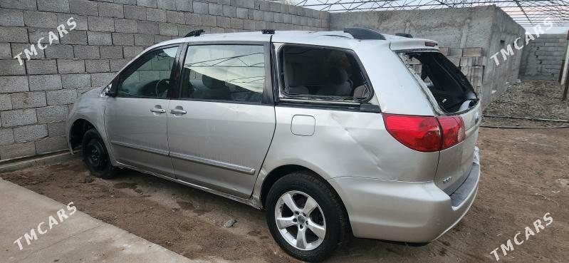 Toyota Sienna 2007 - 105 000 TMT - Murgap - img 2