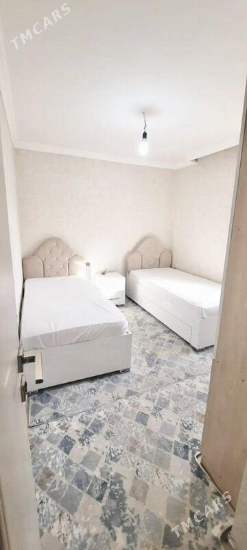 3-КОМНАТНАЯ КВАРТИРА - 6 мкр - img 7