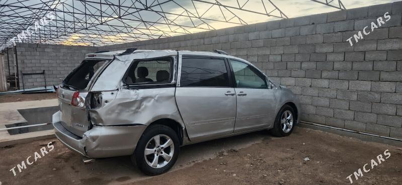 Toyota Sienna 2007 - 105 000 TMT - Murgap - img 4