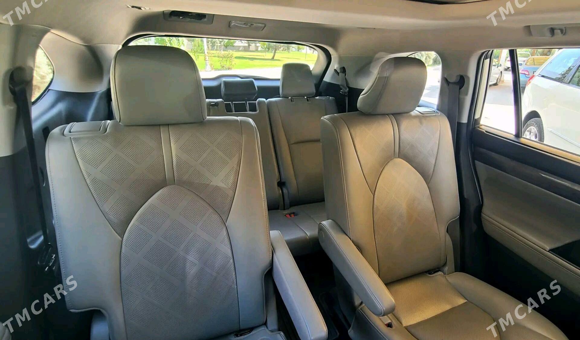 Toyota Highlander 2020 - 600 000 TMT - Sakarçäge - img 6