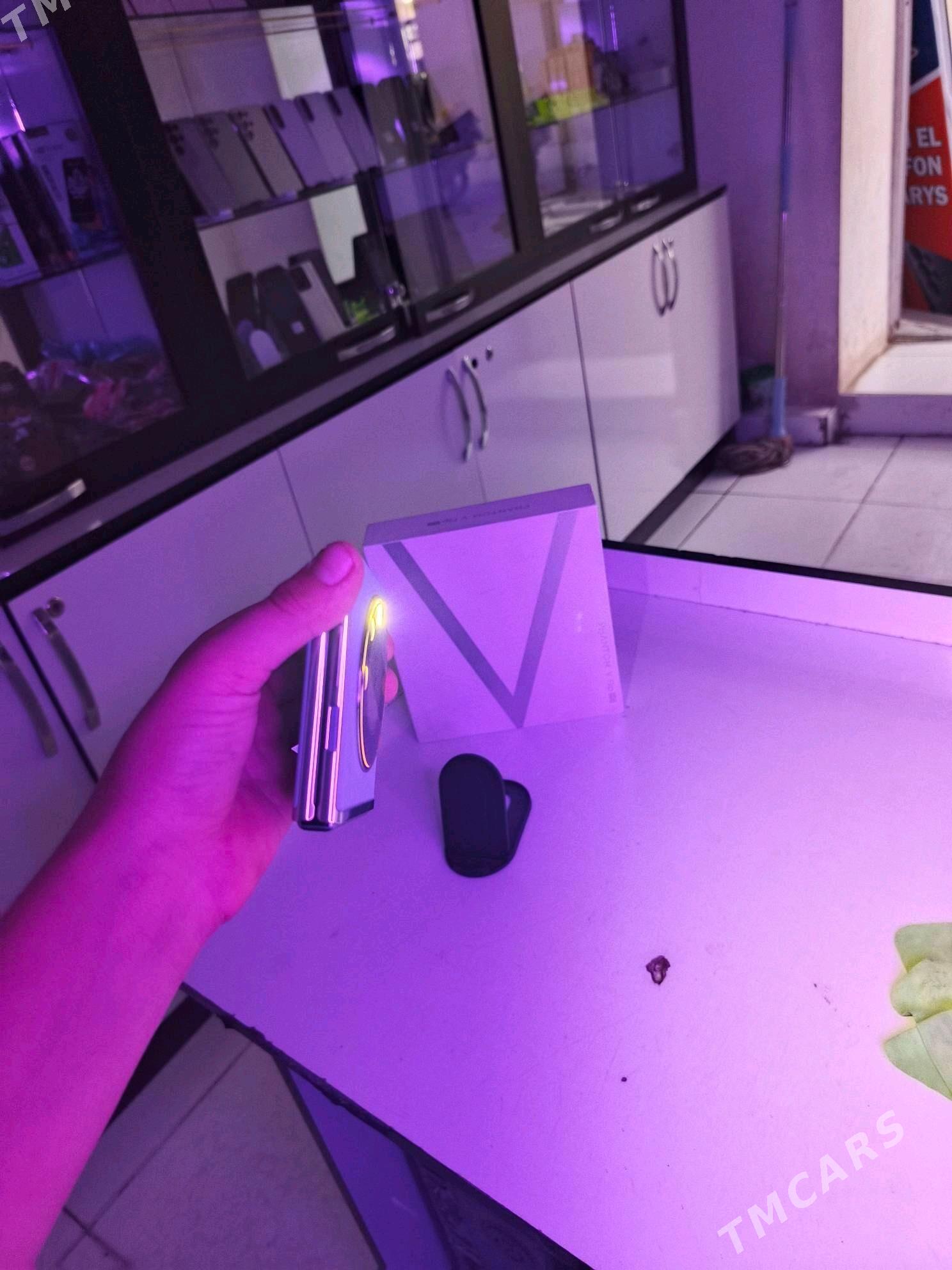 TECNO PHANTOM W FILP 1 ️ - Мары - img 10