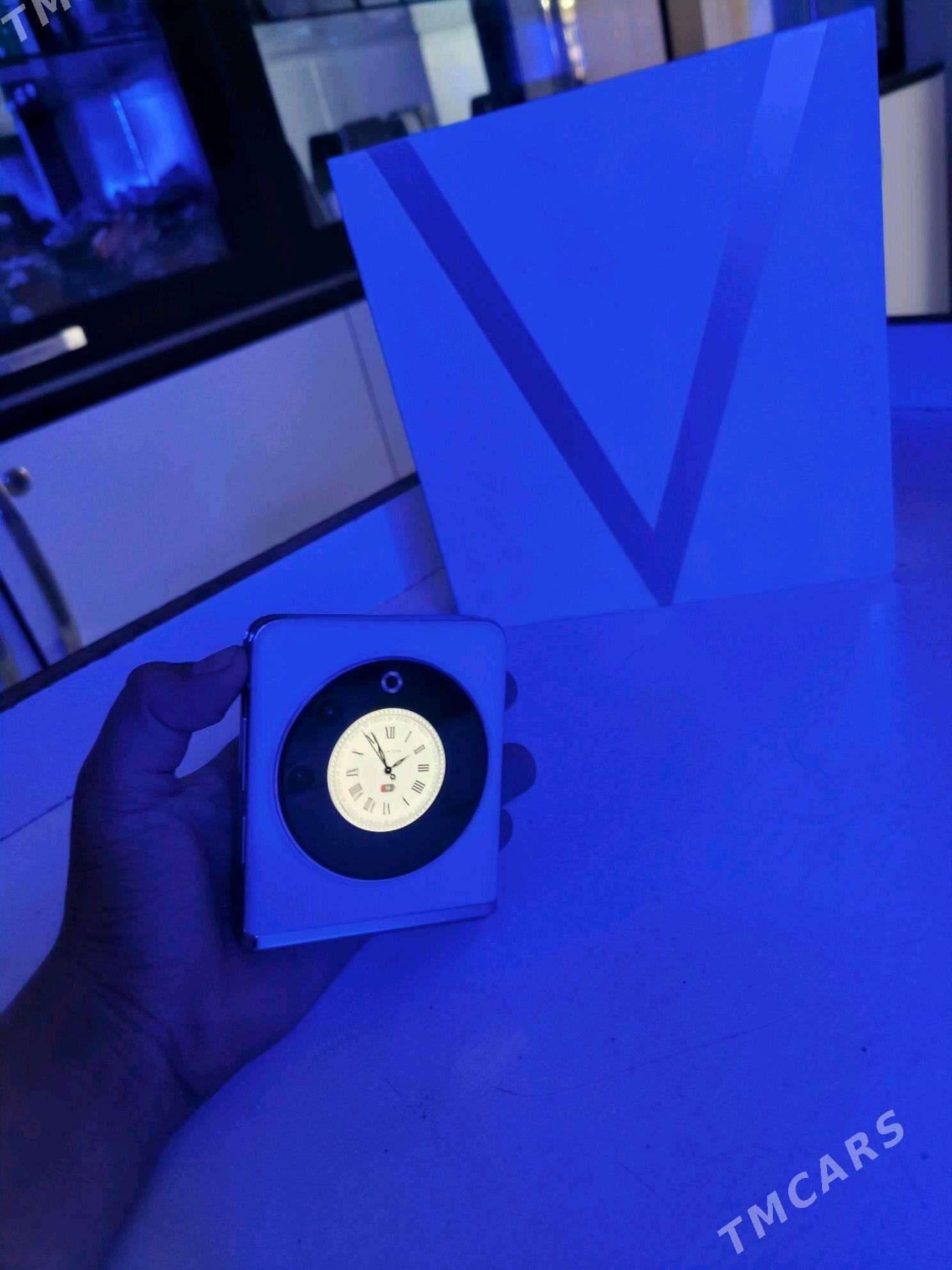 TECNO PHANTOM W FILP 1 ️ - Мары - img 2