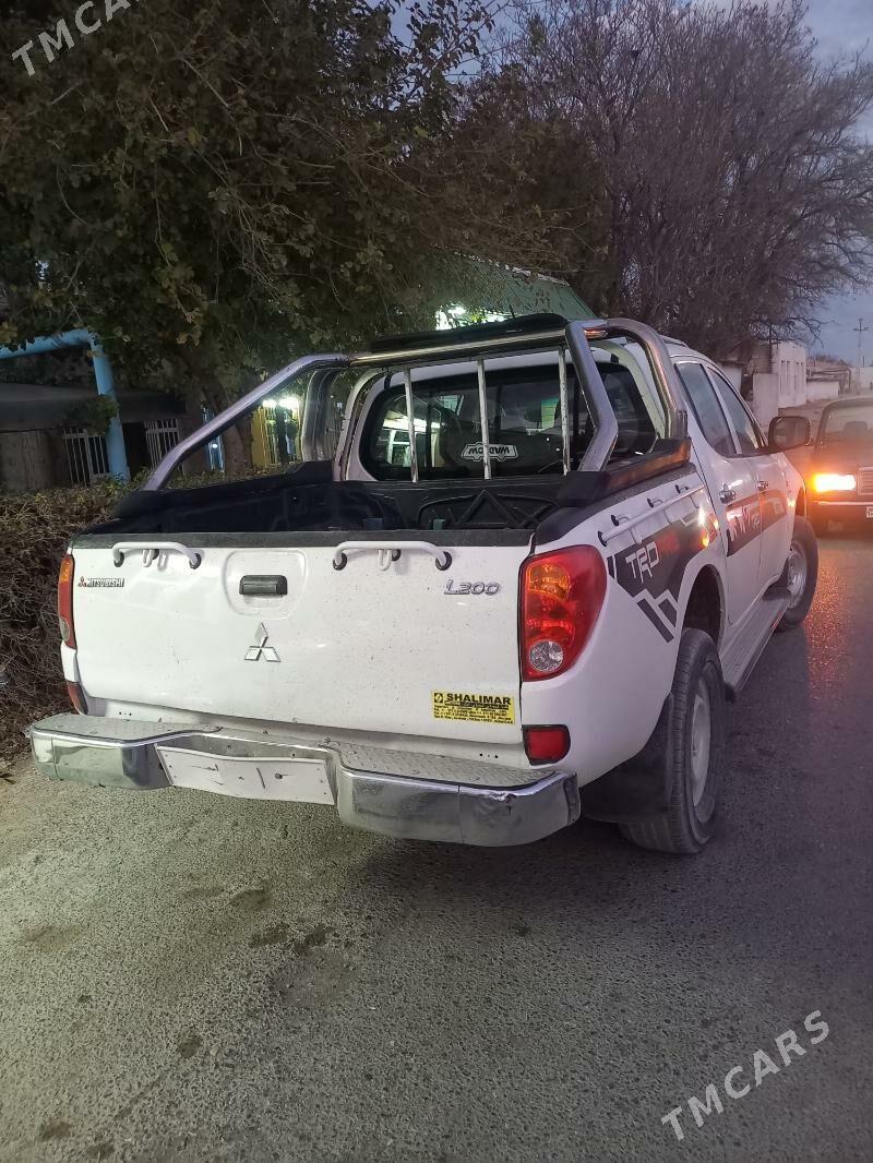 Mitsubishi L200 2010 - 160 000 TMT - Gyzylarbat - img 1