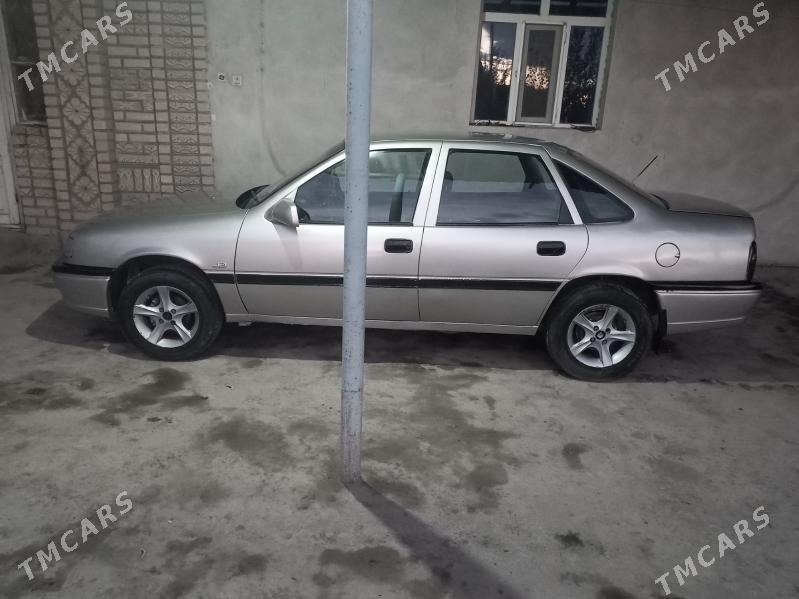 Opel Vectra 1990 - 30 000 TMT - Gubadag - img 5