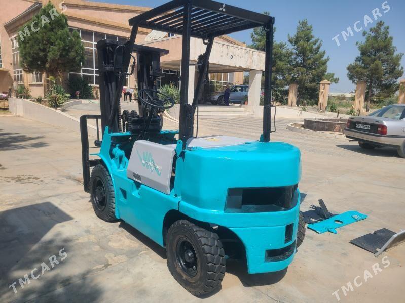 Kara Forklift 2010 - 120 000 TMT - Мары - img 3