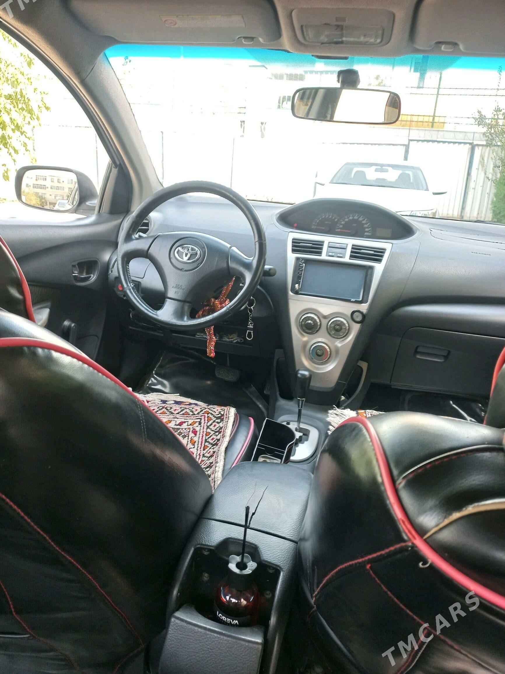 Toyota Yaris 2009 - 111 000 TMT - Бабадайхан - img 3