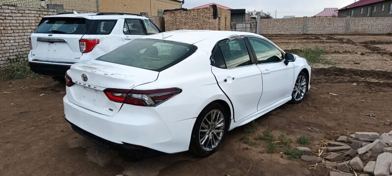 Toyota Camry 2022 - 210 000 TMT - Мары - img 5