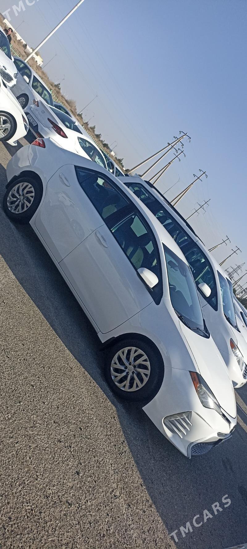 Toyota Corolla 2017 - 200 000 TMT - Ашхабад - img 1