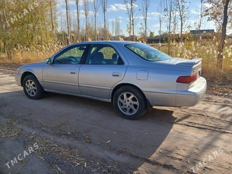 Toyota Camry 2000 - 152 000 TMT - Köneürgenç - img 1