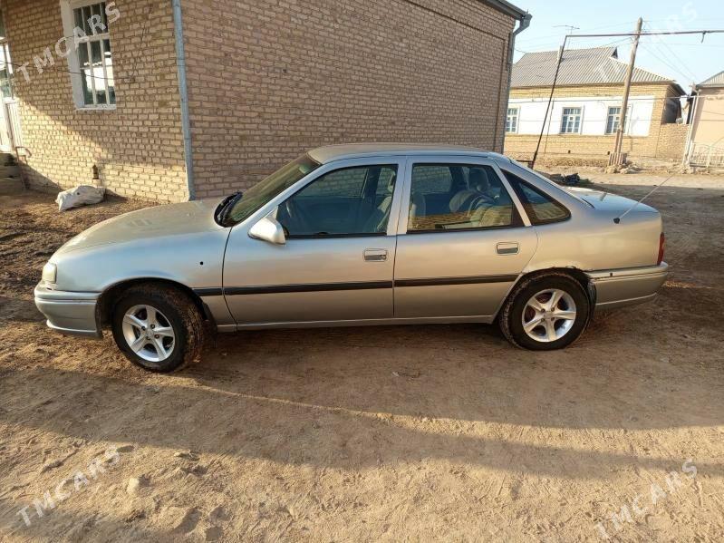 Opel Vectra 1995 - 50 000 TMT - Baýramaly - img 6