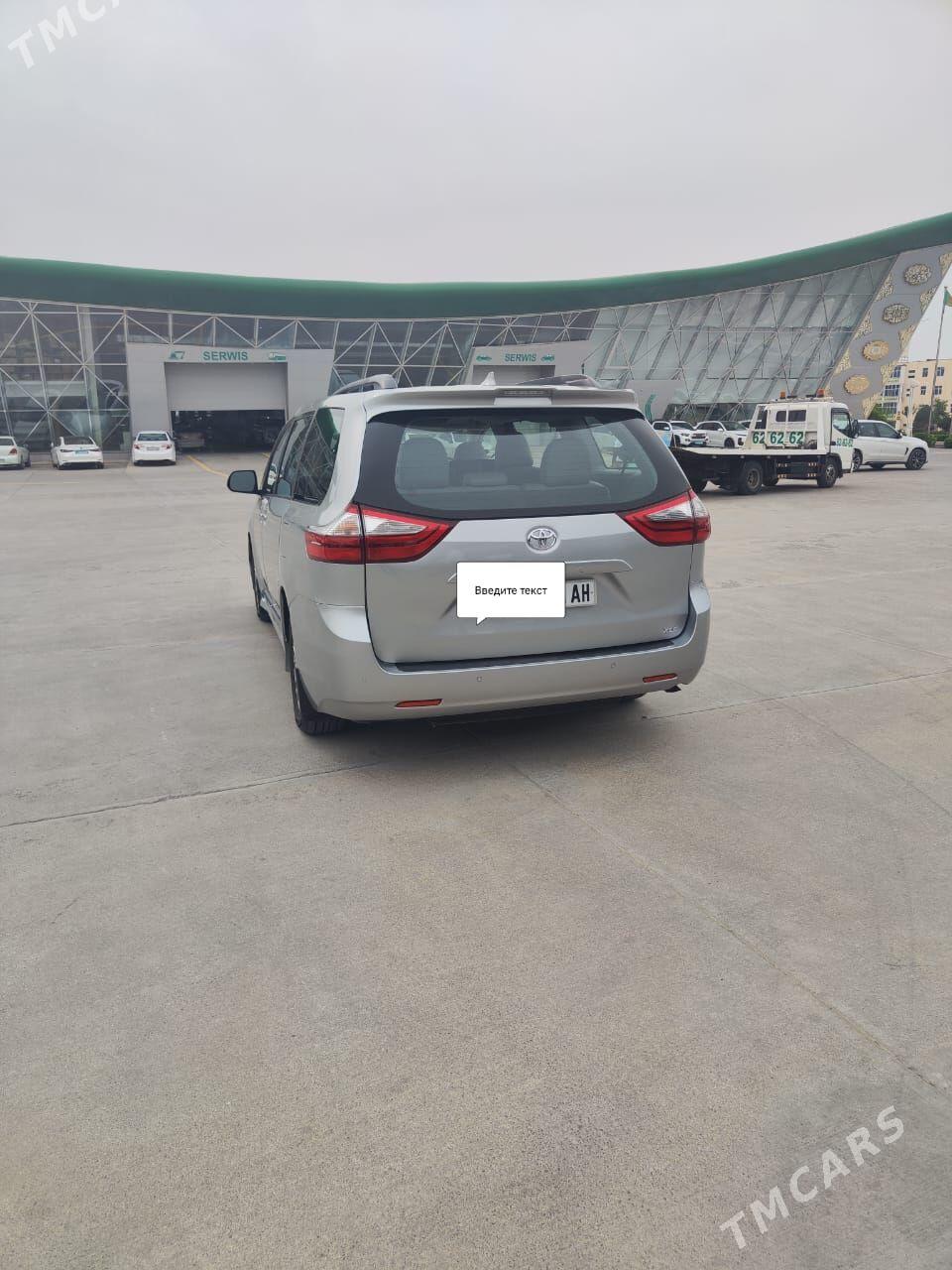 Toyota Sienna 2019 - 500 000 TMT - Aşgabat - img 4
