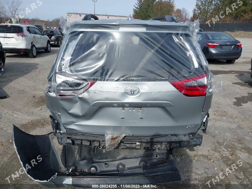 Toyota Sienna 2019 - 500 000 TMT - Aşgabat - img 9