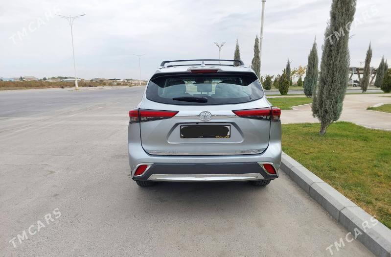 Toyota Highlander 2021 - 610 000 TMT - Türkmenabat - img 3