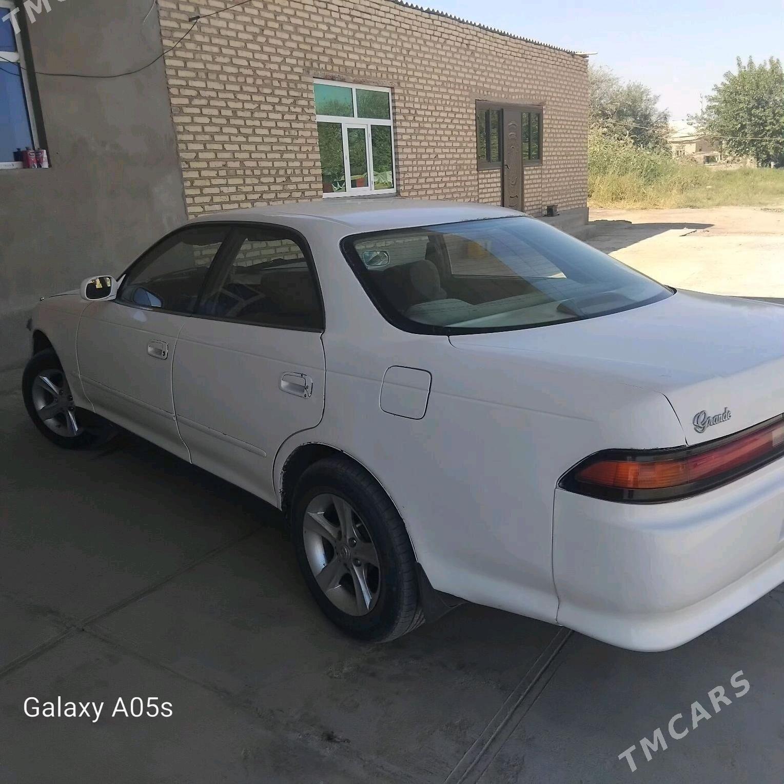 Toyota Mark II 1994 - 40 000 TMT - Серахс - img 1