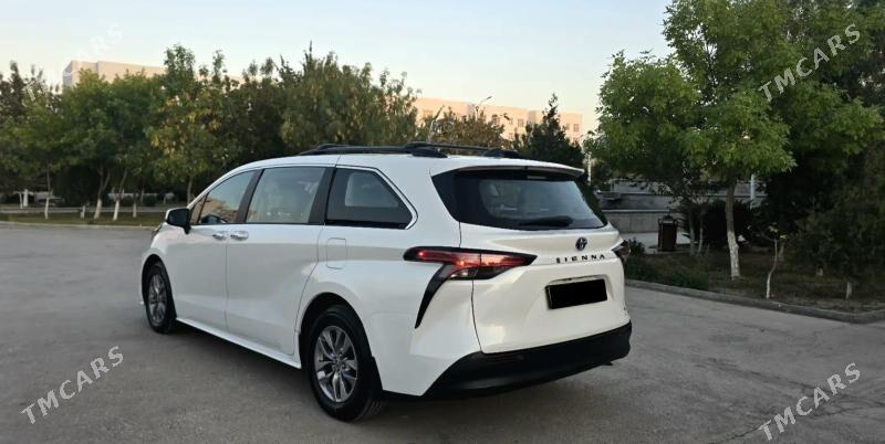 Toyota Sienna 2022 - 460 000 TMT - Daşoguz - img 4