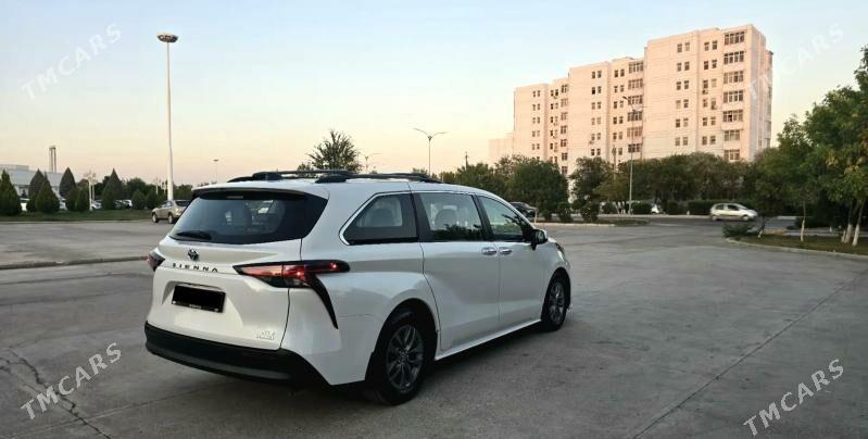 Toyota Sienna 2022 - 460 000 TMT - Daşoguz - img 5