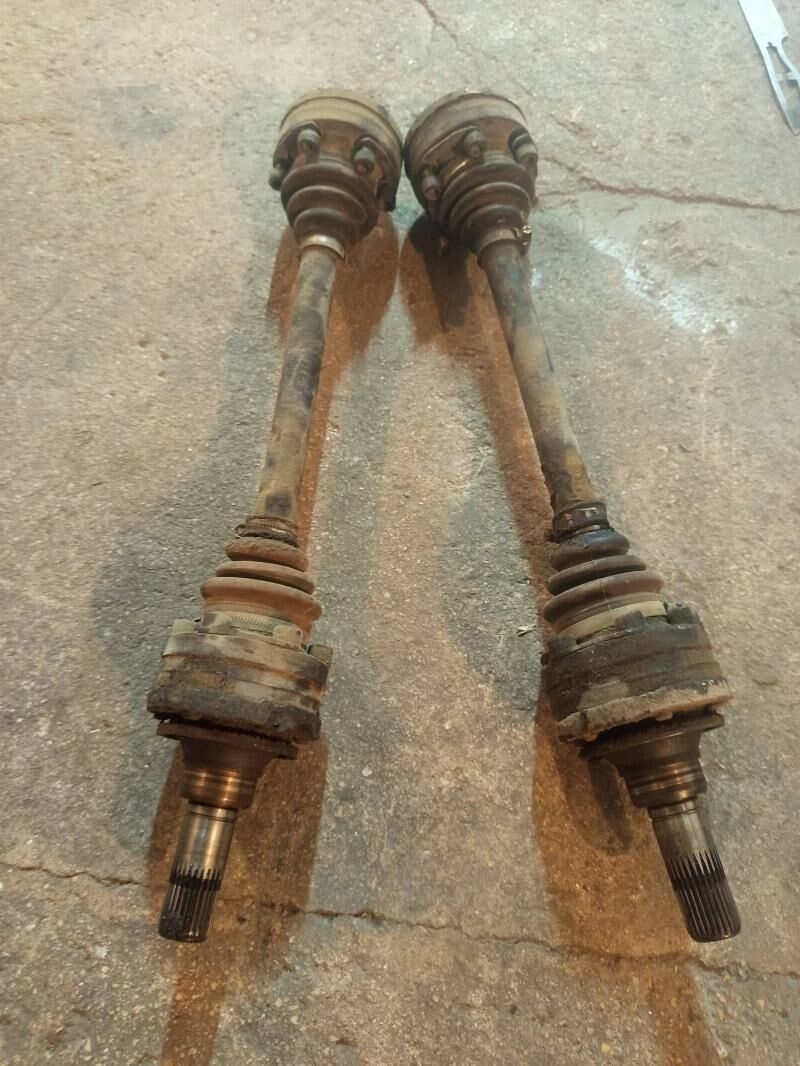 E34 granat 2.5 500 TMT - Balkanabat - img 2