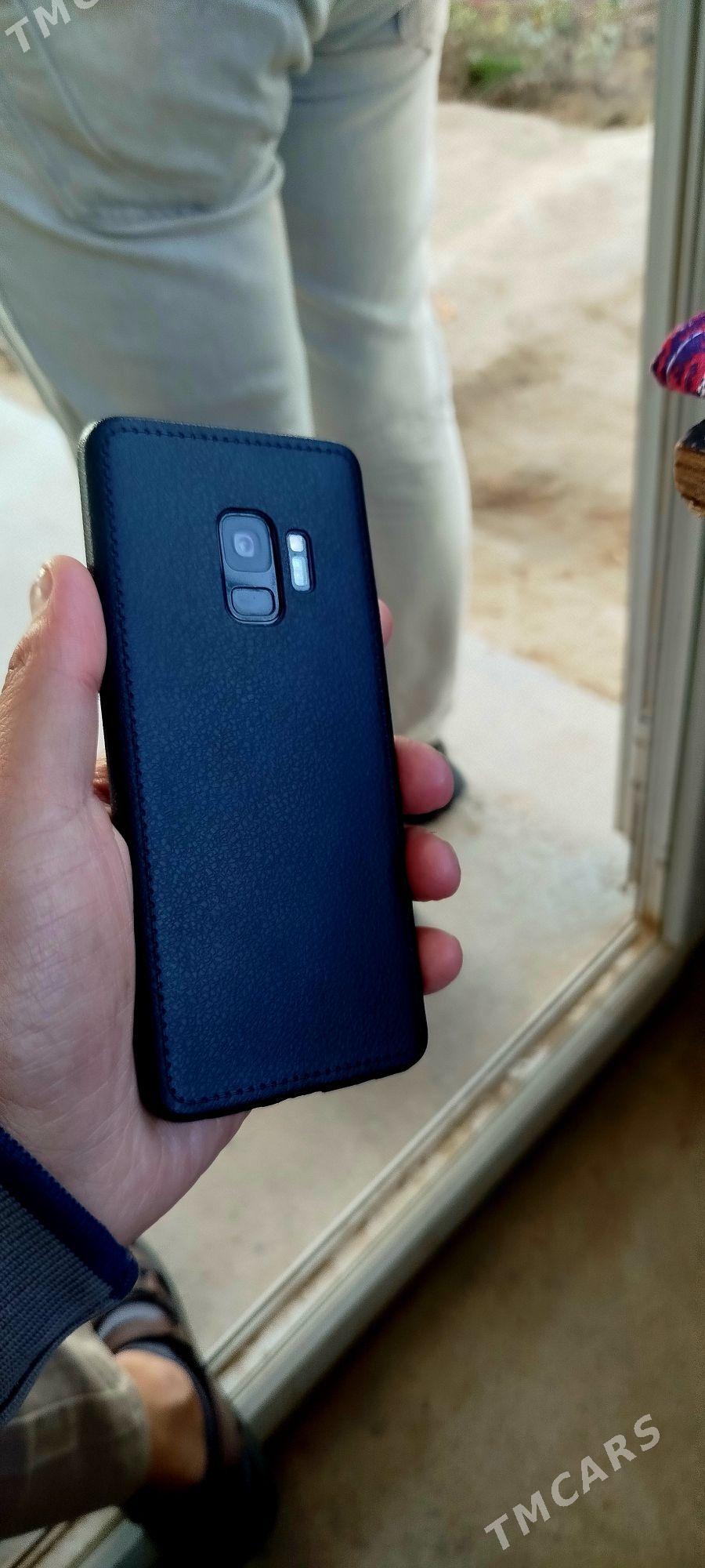 samsung s9 - Mary - img 3