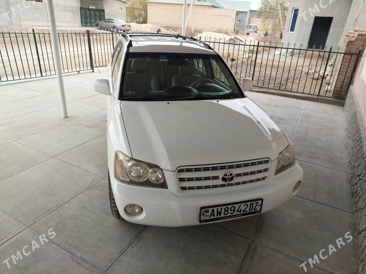 Toyota Highlander 2003 - 260 000 TMT - Köneürgenç - img 3