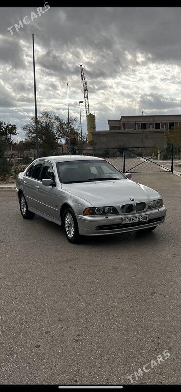 BMW E39 2002 - 130 000 TMT - Балканабат - img 3