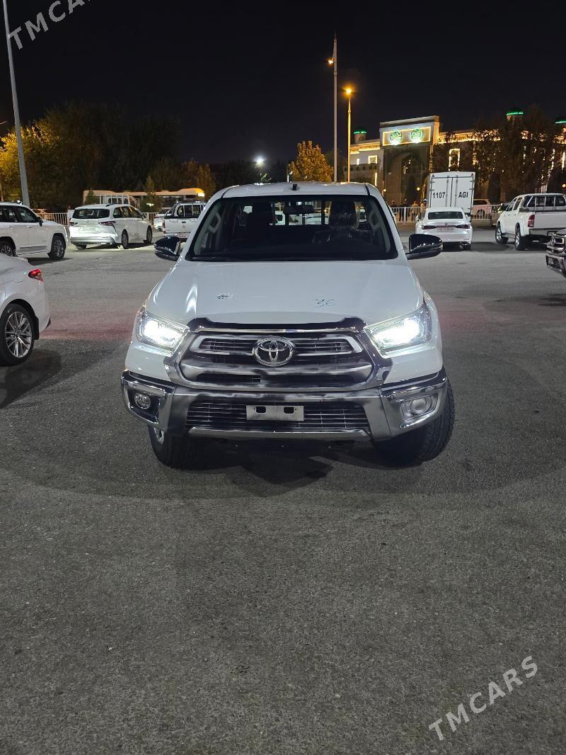 Toyota Hilux 2025 - 672 750 TMT - Aşgabat - img 1