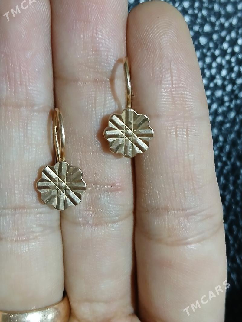 GADYMY GYZYL GULAKHALKA - Aşgabat - img 3