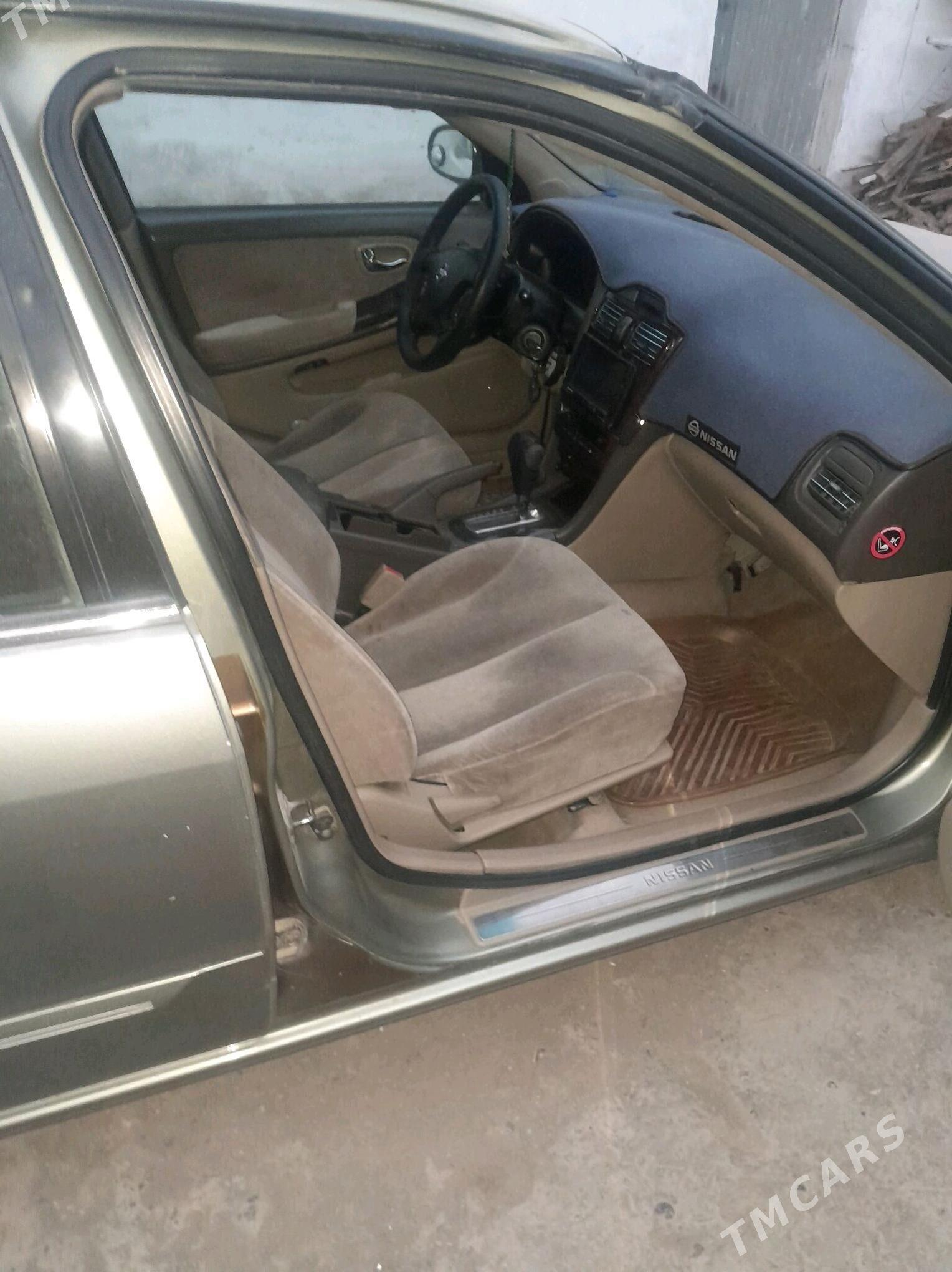 Nissan Maxima 2002 - 75 000 TMT - Дашогуз - img 4