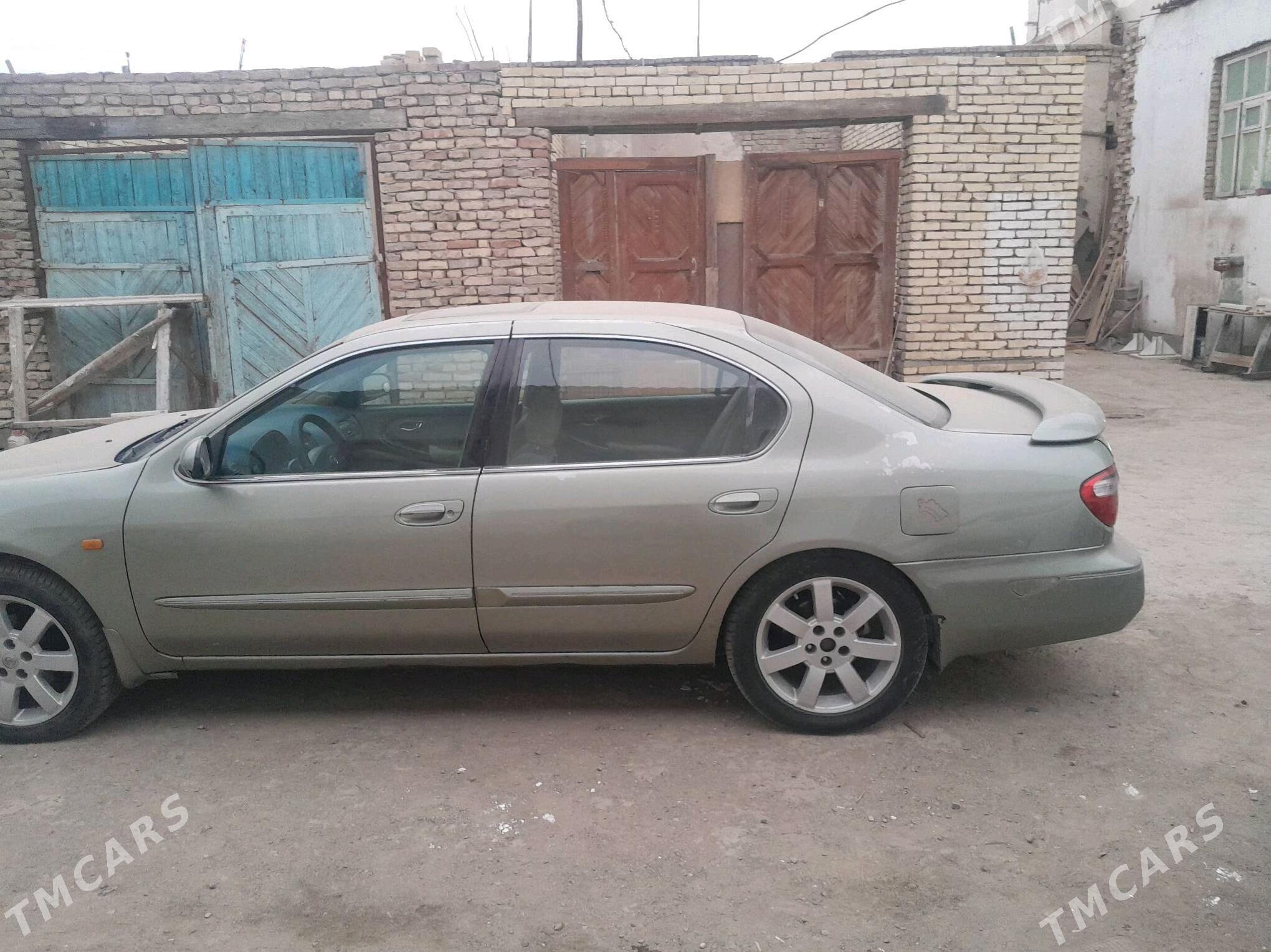 Nissan Maxima 2002 - 75 000 TMT - Дашогуз - img 5