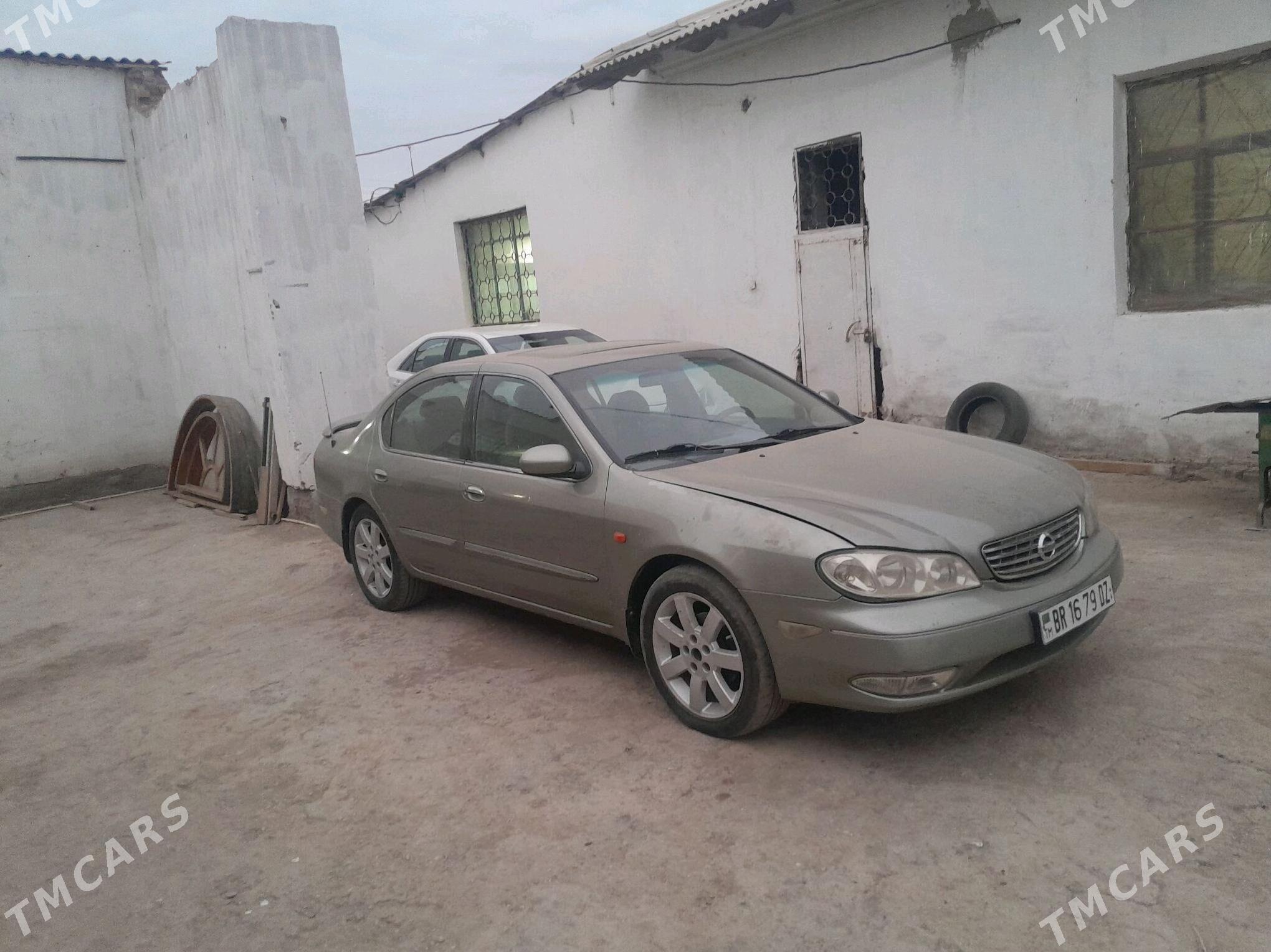 Nissan Maxima 2002 - 75 000 TMT - Дашогуз - img 6