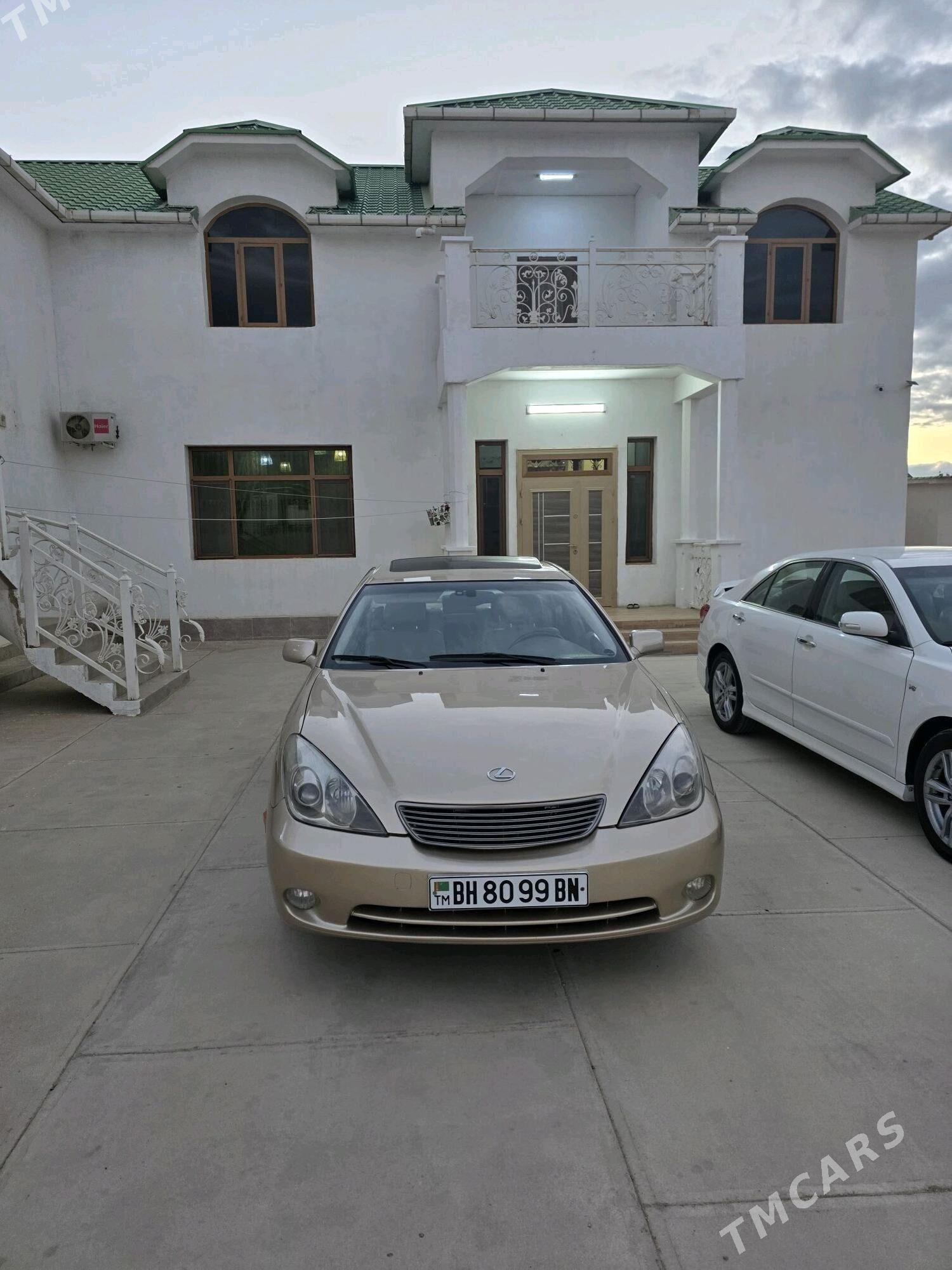 Lexus ES 300 2003 - 200 000 TMT - Balkanabat - img 1