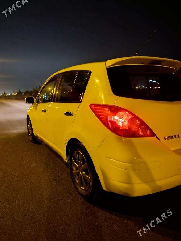 Nissan Versa 2011 - 132 000 TMT - Гёкдепе - img 3