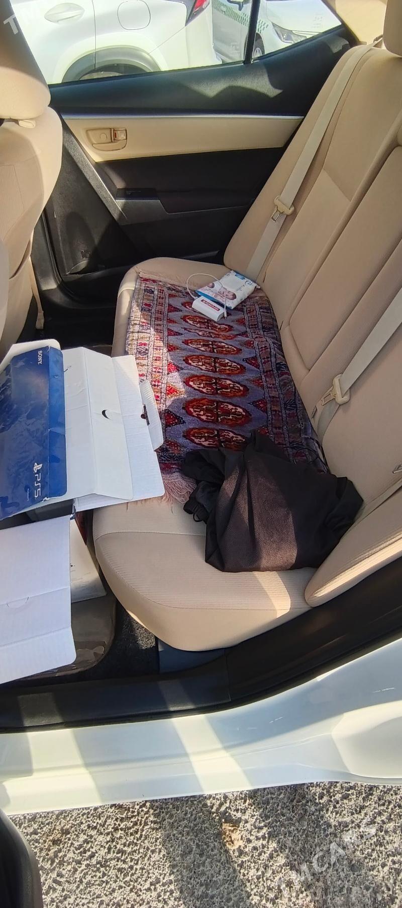 Toyota Corolla 2017 - 260 000 TMT - Aşgabat - img 9