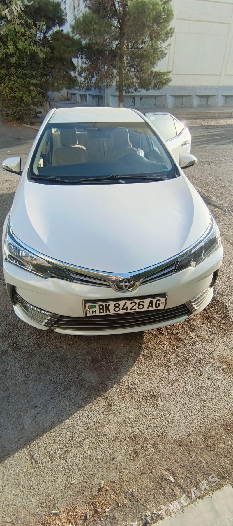 Toyota Corolla 2017 - 260 000 TMT - Aşgabat - img 4
