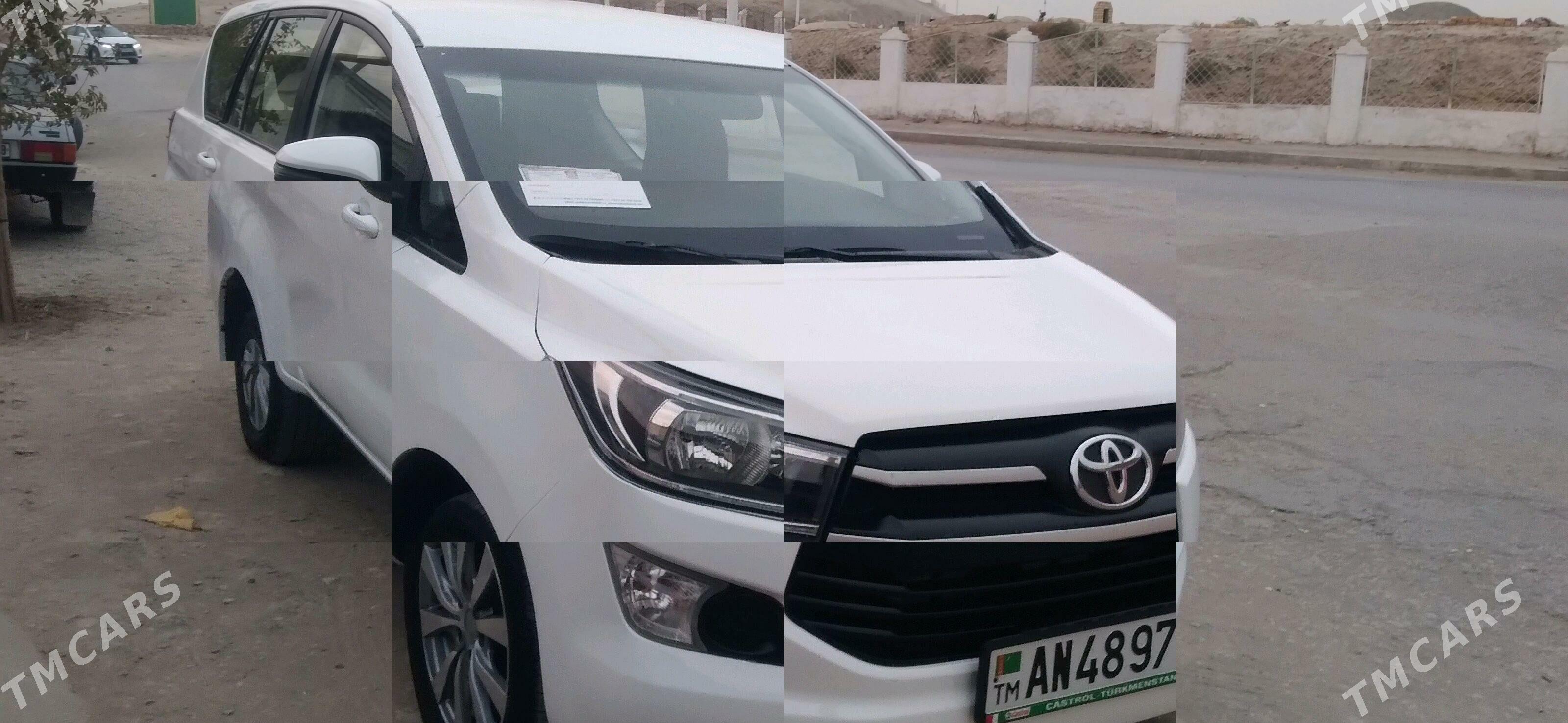 Toyota Innova 2021 - 266 000 TMT - Kerki - img 2