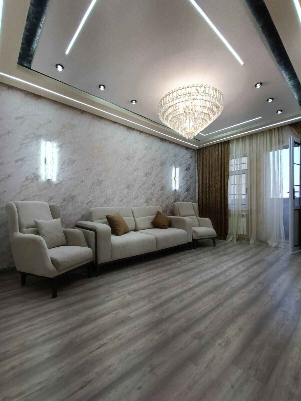 Мир4 9/4эт.2+1ком. FULL - Parahat 4 - img 1