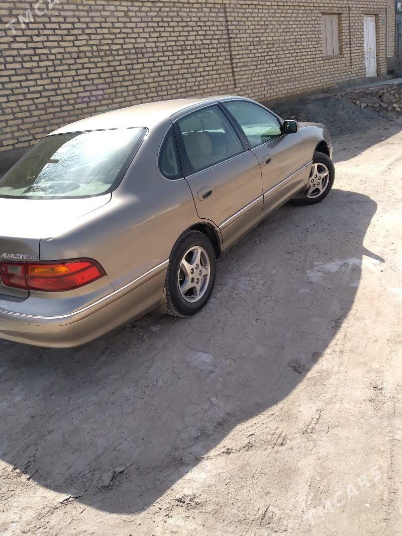 Toyota Avalon 1999 - 160 000 TMT - Дашогуз - img 3