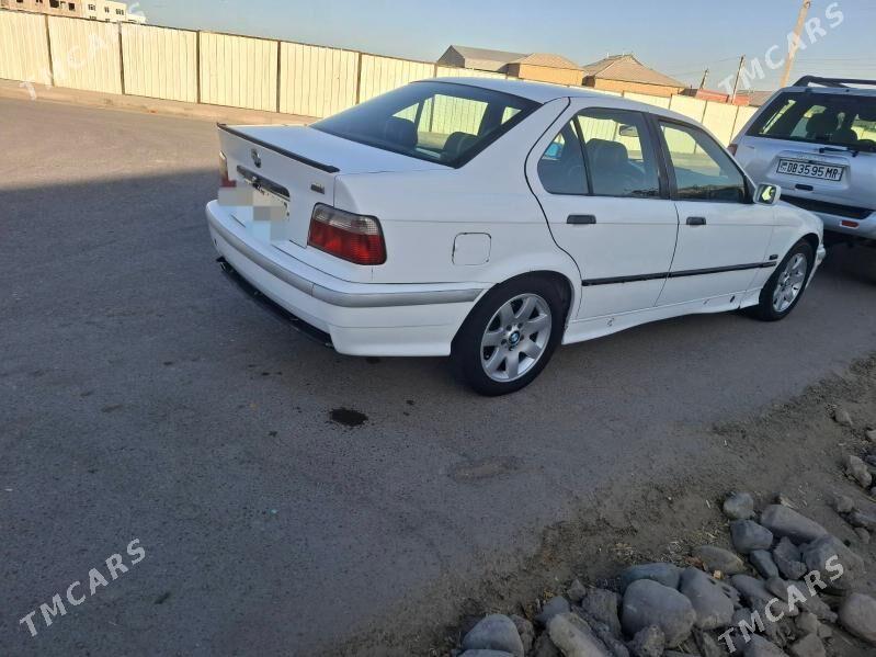 BMW 320 1991 - 50 000 TMT - Mary - img 1