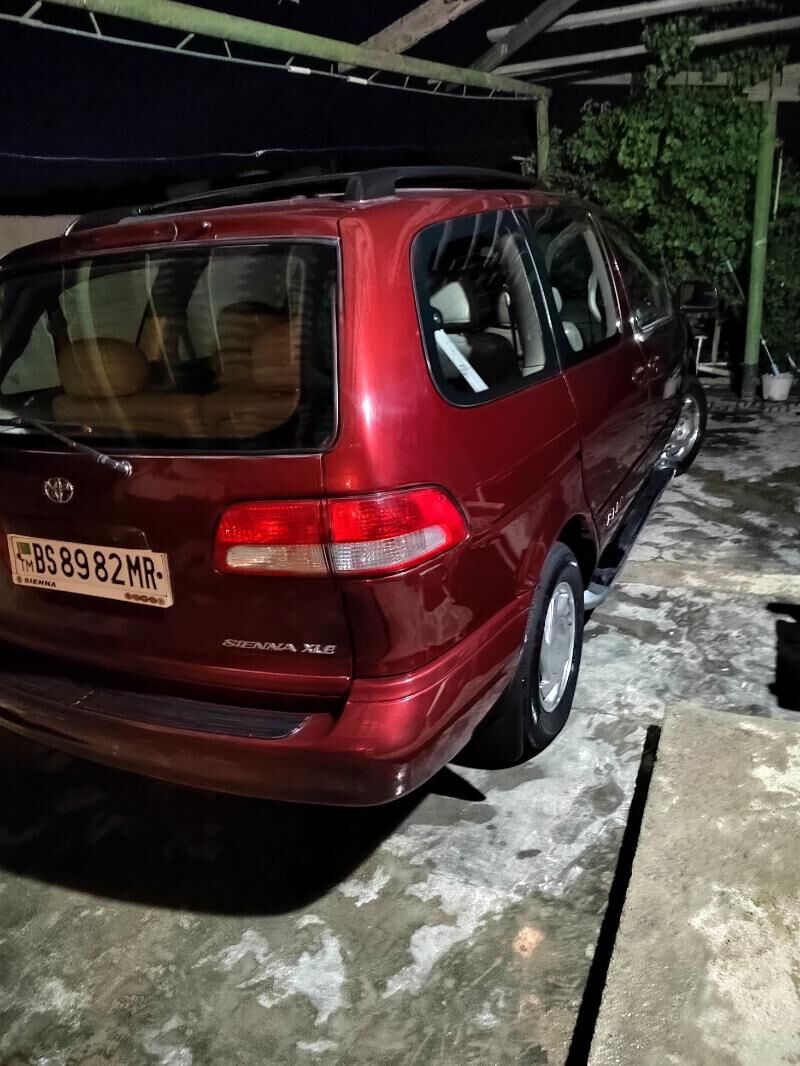 Toyota Sienna 2002 - 180 000 TMT - Мары - img 3