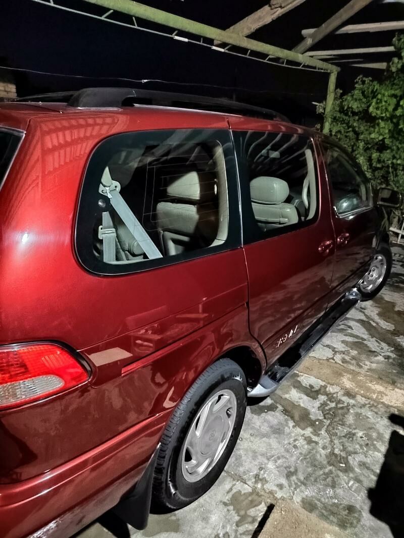 Toyota Sienna 2002 - 180 000 TMT - Мары - img 2