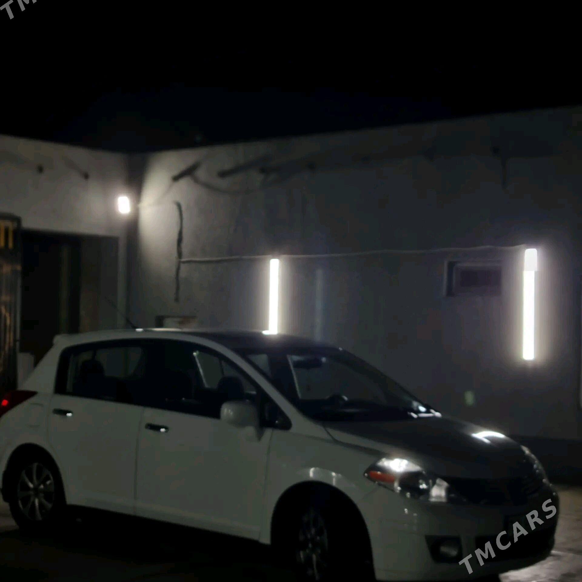 Nissan Versa 2011 - 132 000 TMT - Гёкдепе - img 2