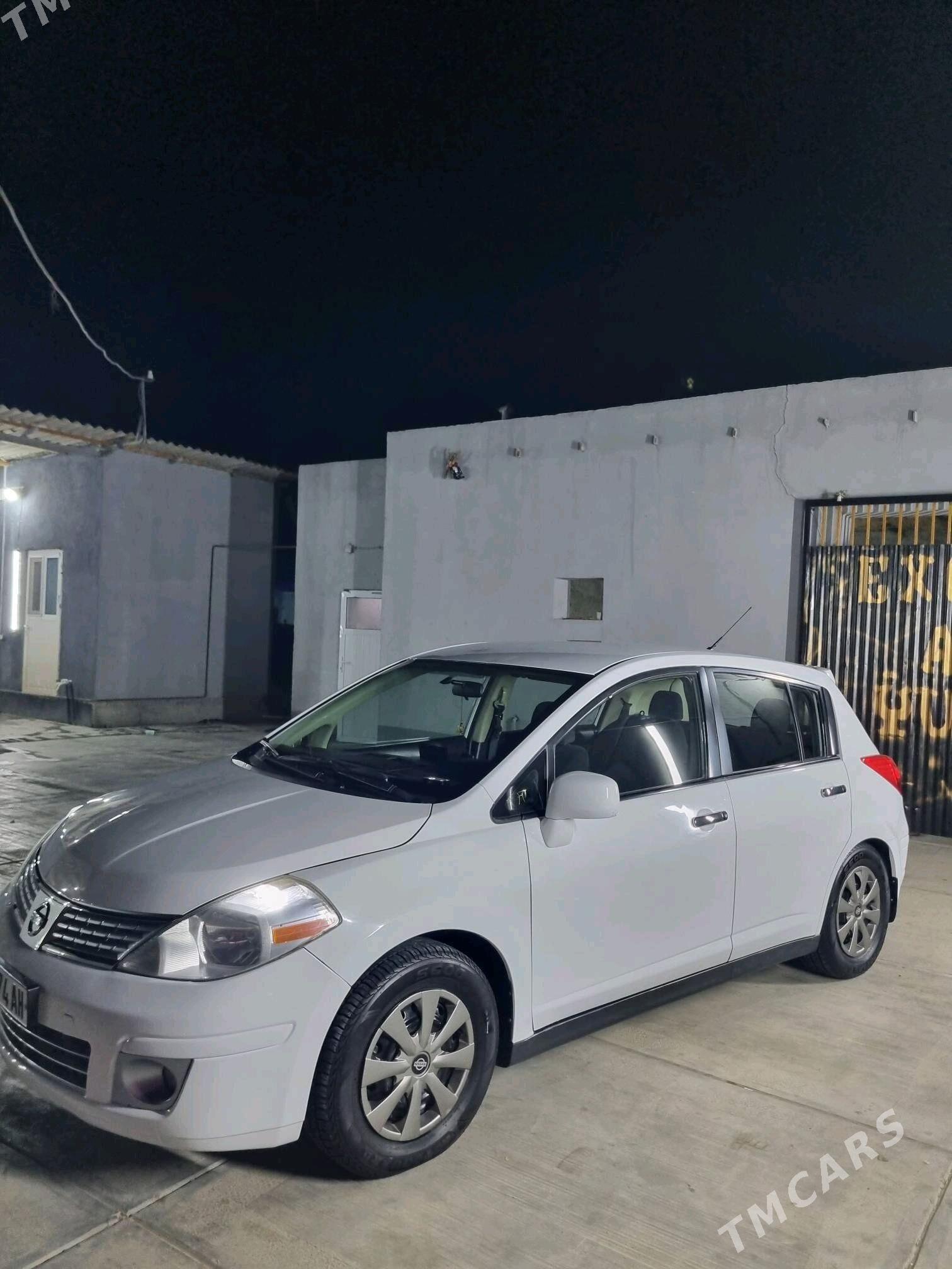 Nissan Versa 2011 - 132 000 TMT - Гёкдепе - img 5