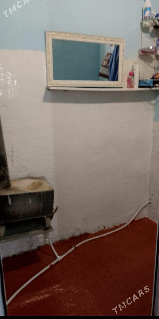 Satlyk Parahat obasy 14 pmka - Ýaşlyk - img 2