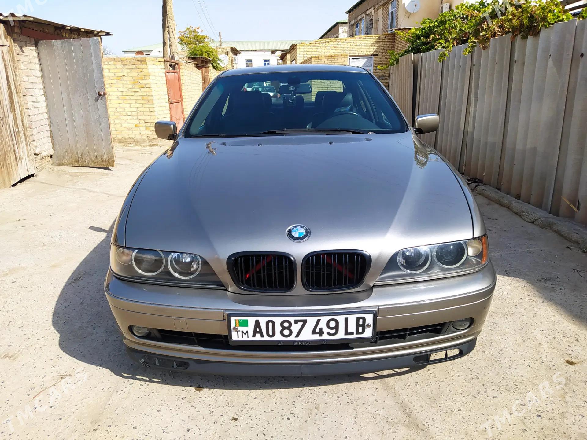 BMW 528 2003 - 165 000 TMT - Дянев - img 3