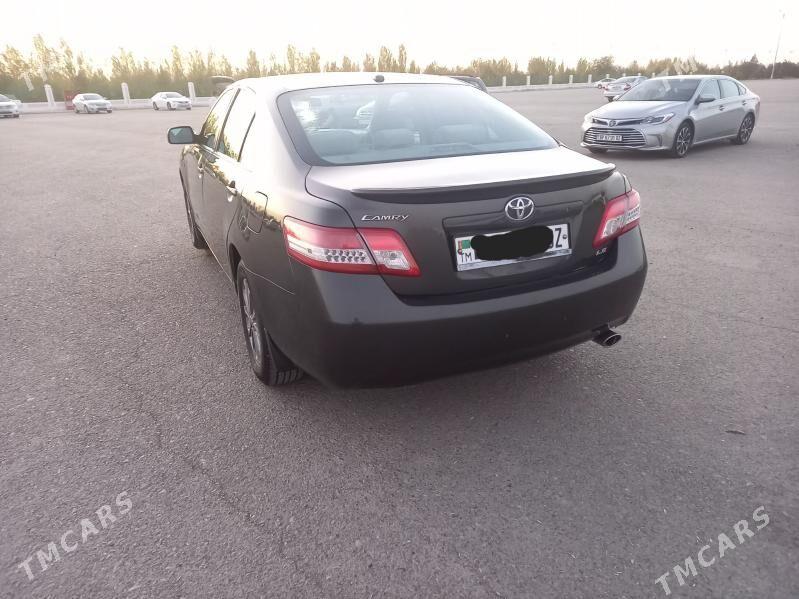 Toyota Camry 2011 - 195 000 TMT - Дашогуз - img 6