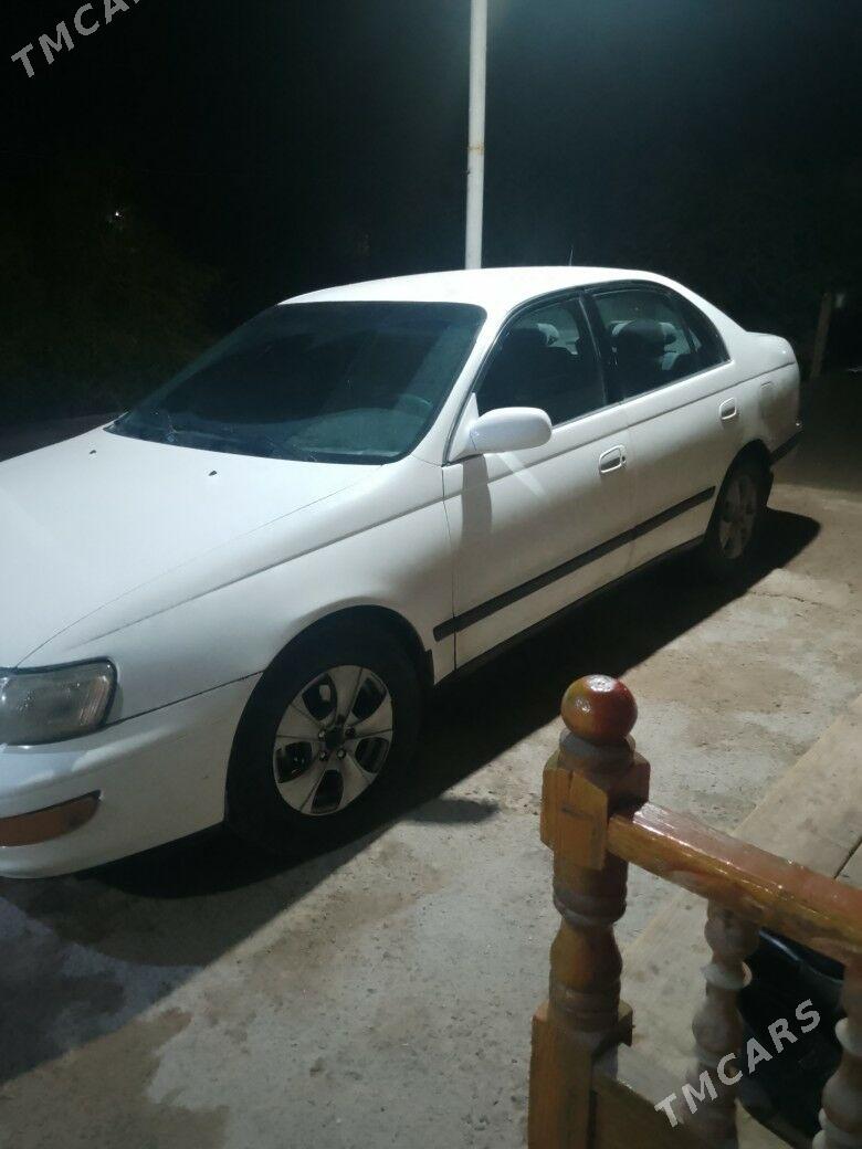 Toyota Corona 1995 - 60 000 TMT - Сакар - img 1