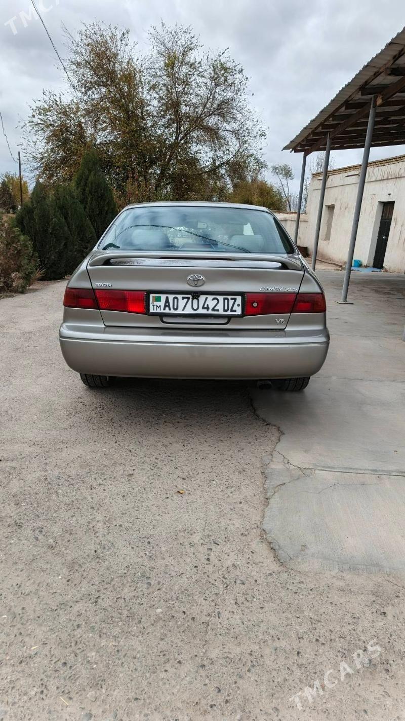 Toyota Camry 2001 - 180 000 TMT - Gubadag - img 3