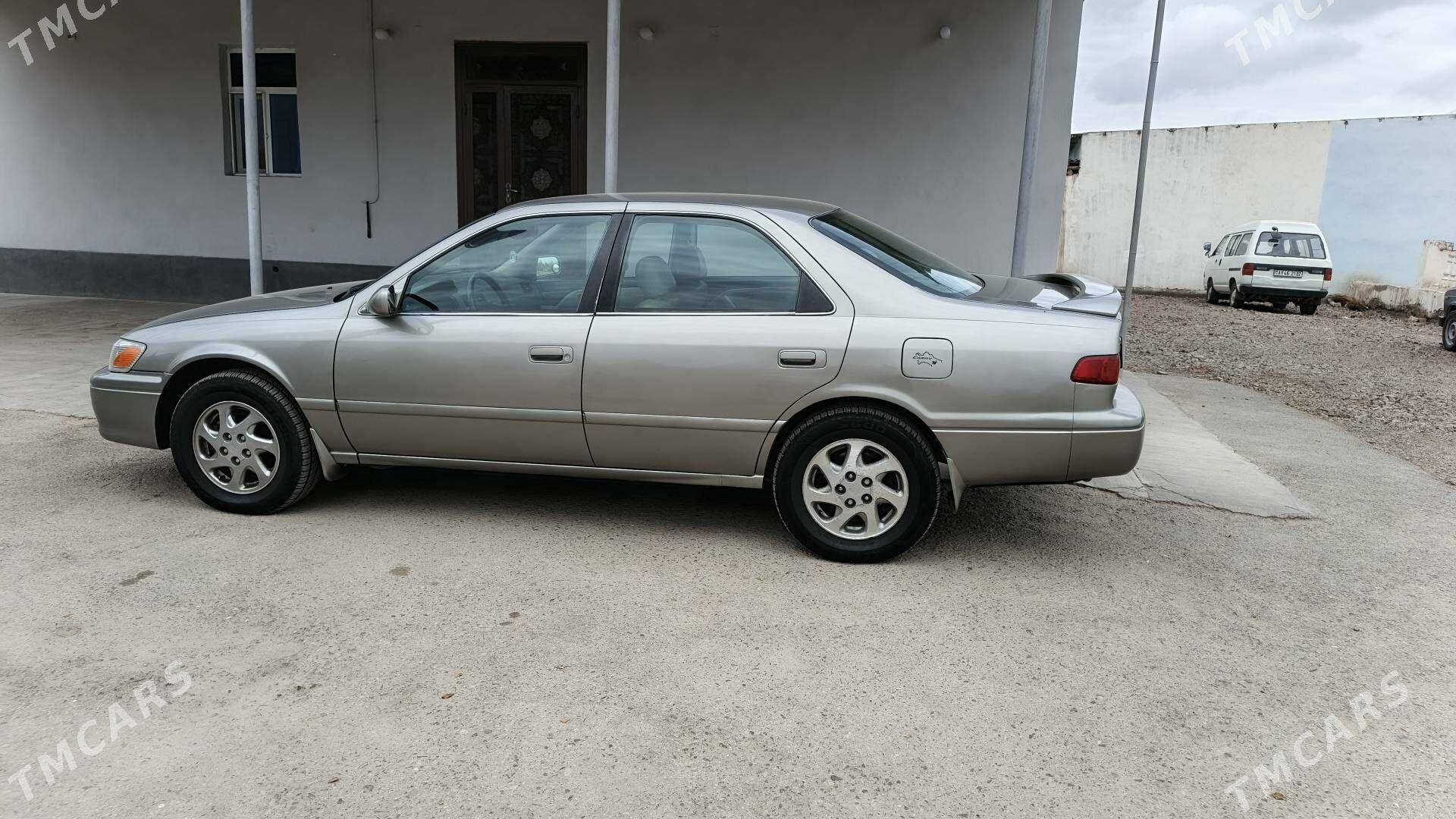 Toyota Camry 2001 - 180 000 TMT - Gubadag - img 4